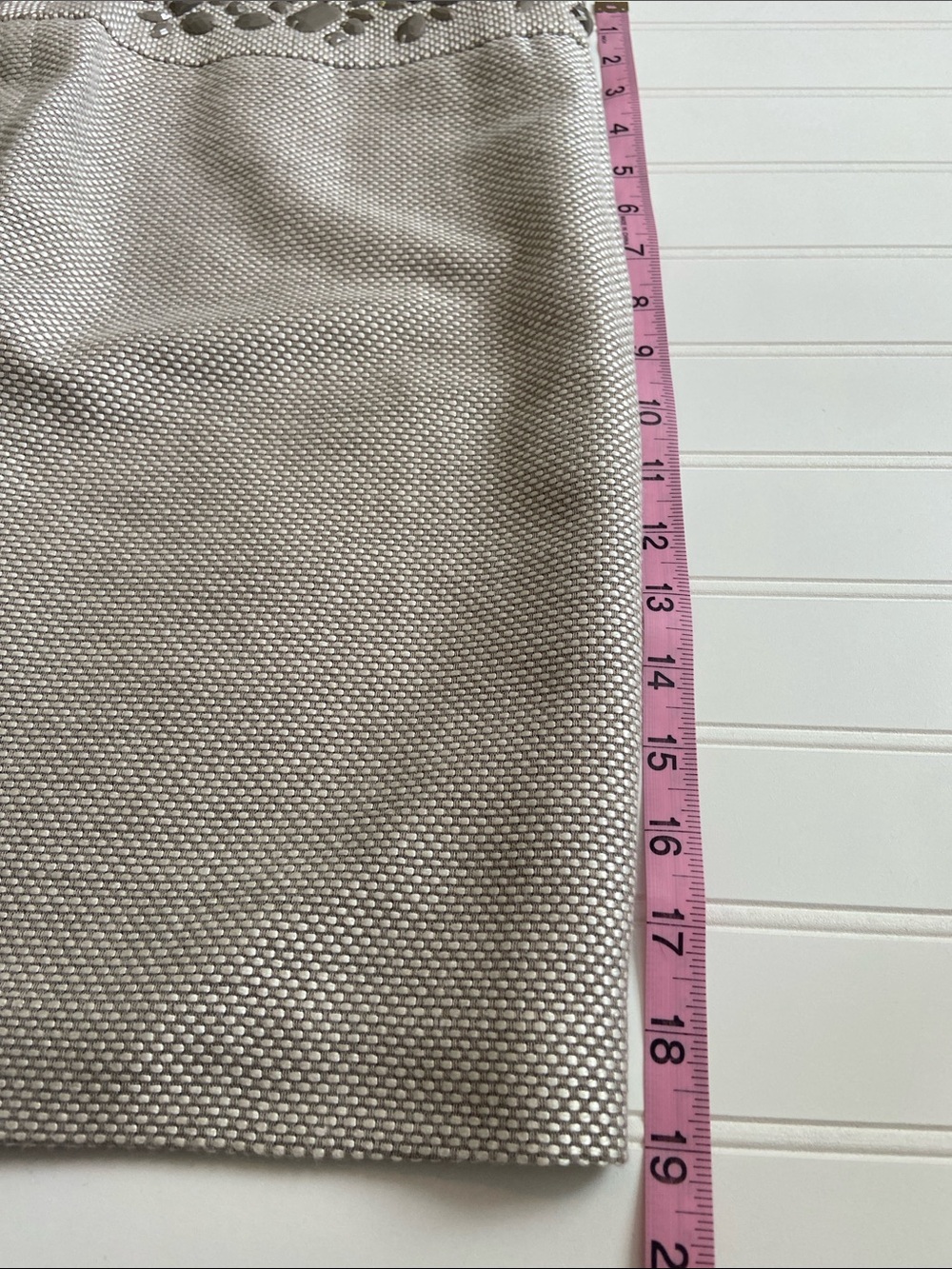 The Limited Tweed Mini Skirt Size 8 Embellished Waist Zip Beige‎ Office-Chic NWT - Picture 10 of 11